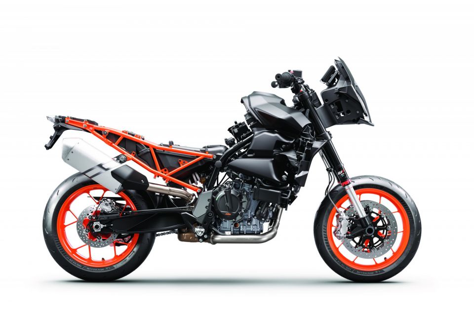KTM 890 SMT 4