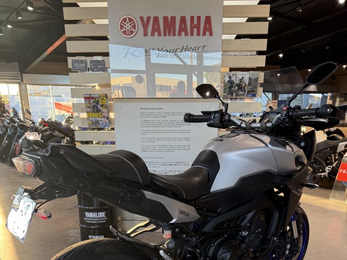 YAMAHA TRACER 900 4