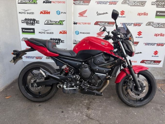 YAMAHA XJ6-N 4