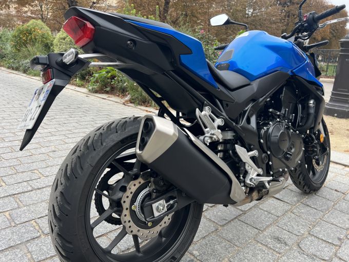 HONDA CB 750 HORNET 4