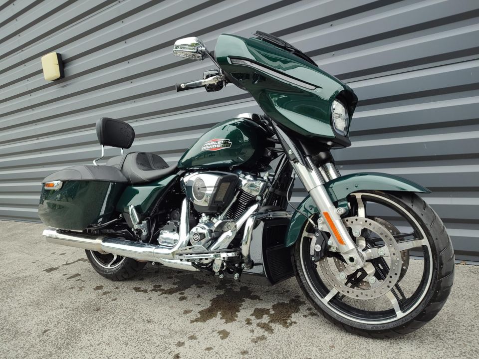 HARLEY-DAVIDSON TOURING STREET GLIDE 1923 4