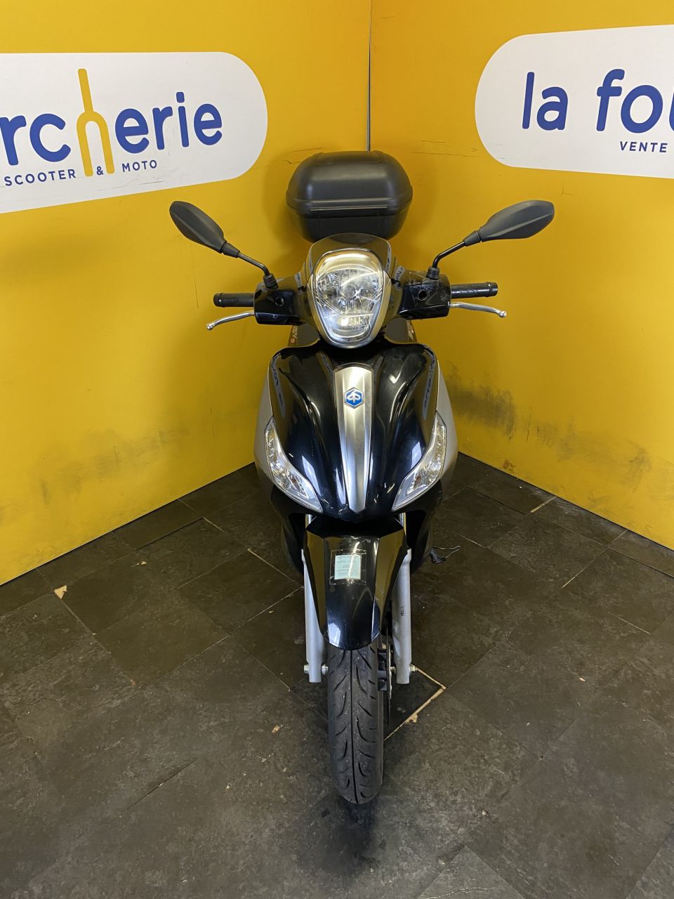 PIAGGIO MEDLEY 125 4