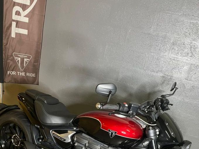 TRIUMPH Rocket 3 GT Storm 4