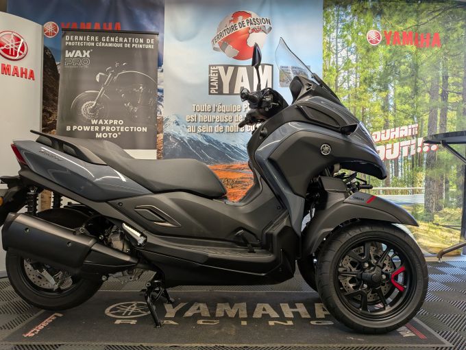 YAMAHA TRICITY 300 4