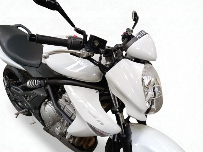KAWASAKI ER-6 4