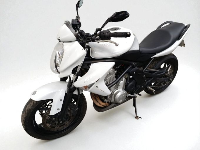 KAWASAKI ER-6 4