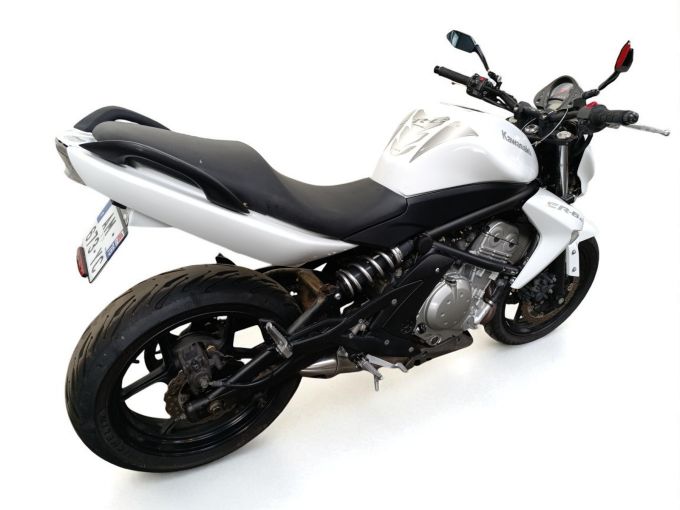 KAWASAKI ER-6 4