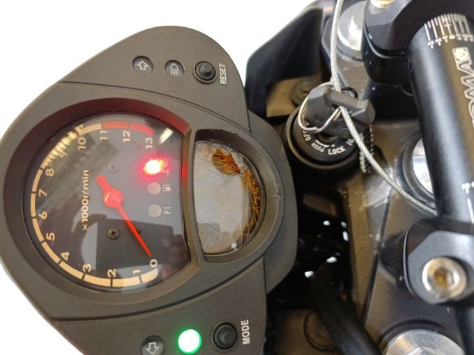 KAWASAKI ER-6 4