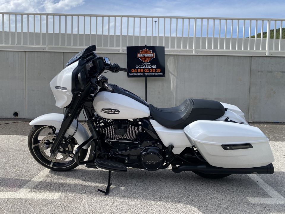 HARLEY-DAVIDSON TOURING STREET GLIDE 1923 4