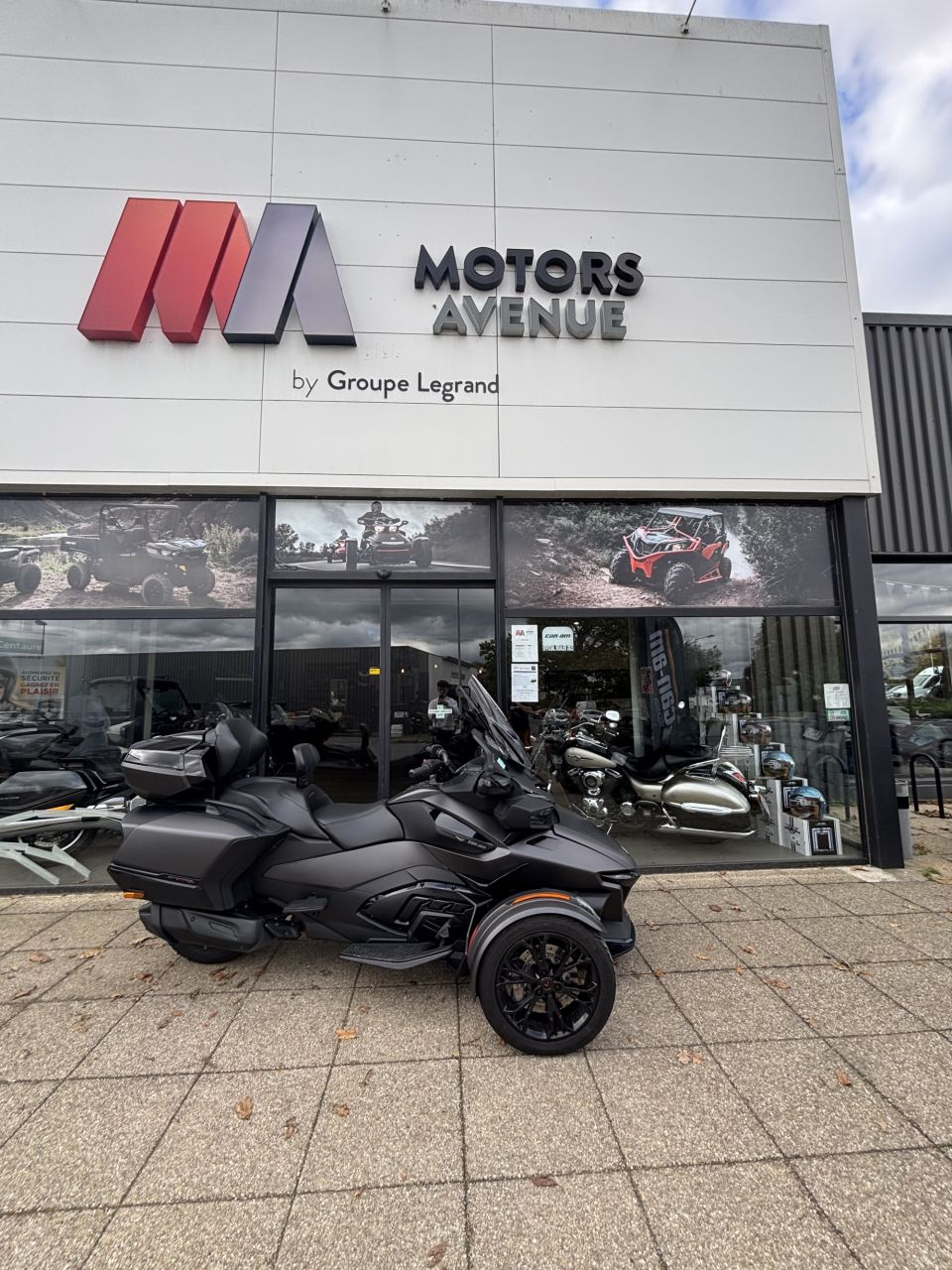 CAN-AM SPYDER RT 4
