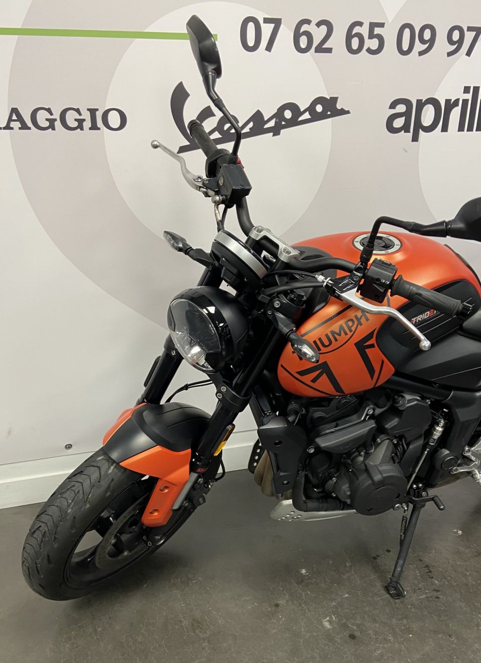 TRIUMPH TRIDENT 660 4