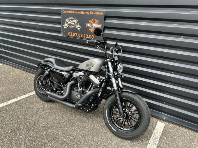 HARLEY-DAVIDSON SPORTSTER FORTY-EIGHT 1200 4