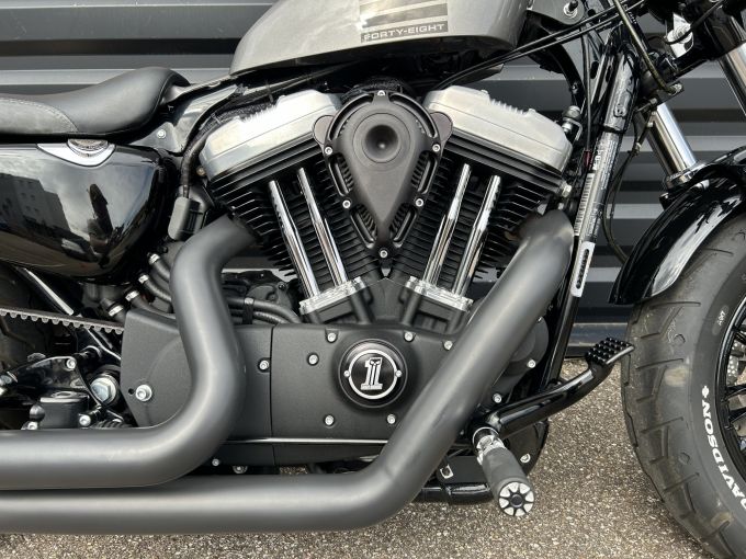 HARLEY-DAVIDSON SPORTSTER FORTY-EIGHT 1200 4