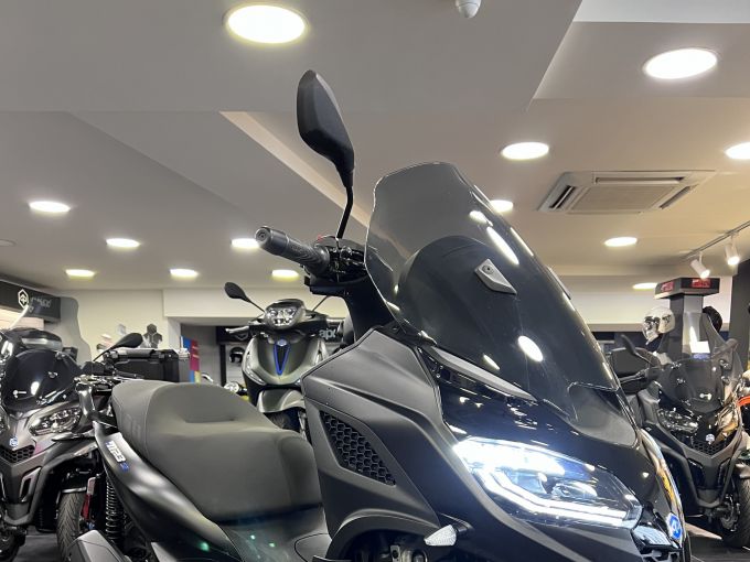 PIAGGIO MP3 310 HPE SPORT 4