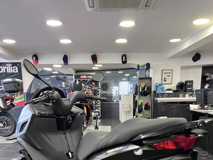 PIAGGIO MP3 310 HPE SPORT 4