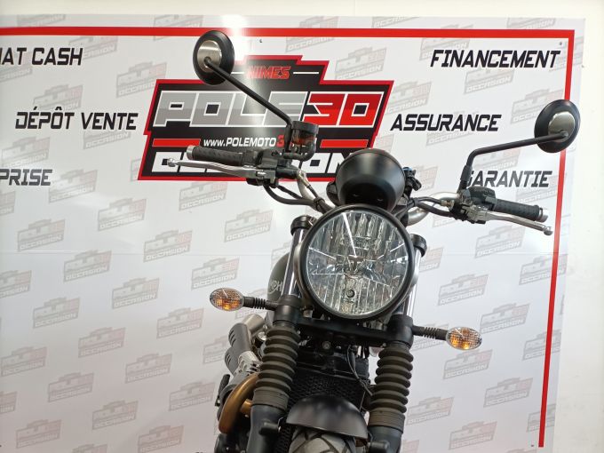 TRIUMPH STREET SCRAMBLER  900 4