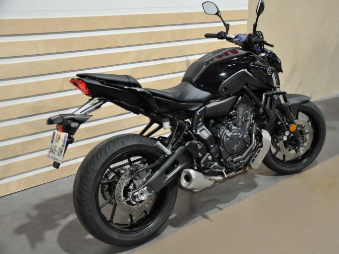 YAMAHA MT-07 PURE 35KW 4