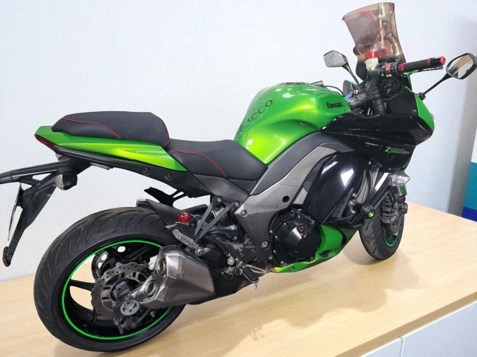 KAWASAKI Z 1000 SX 4