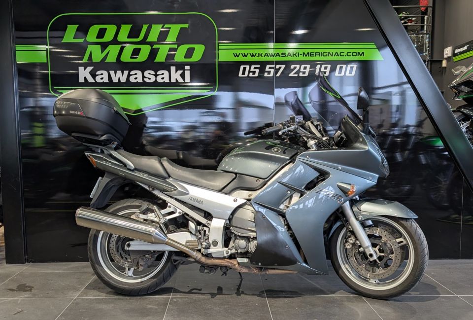 YAMAHA FJR 1300 4