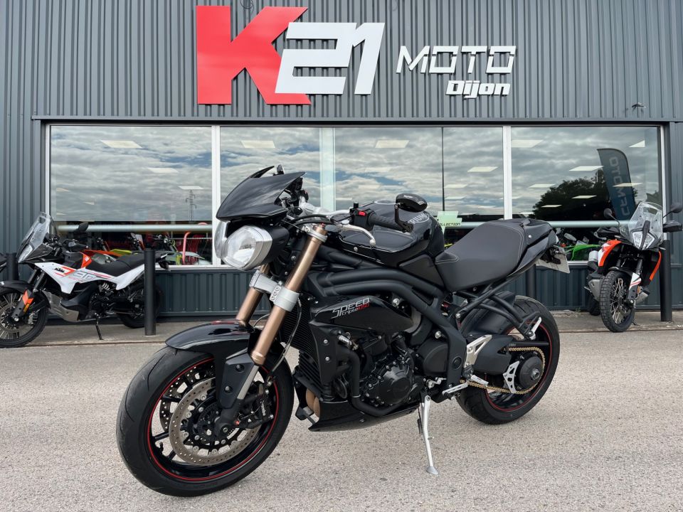 TRIUMPH SPEED TRIPLE 1050 4