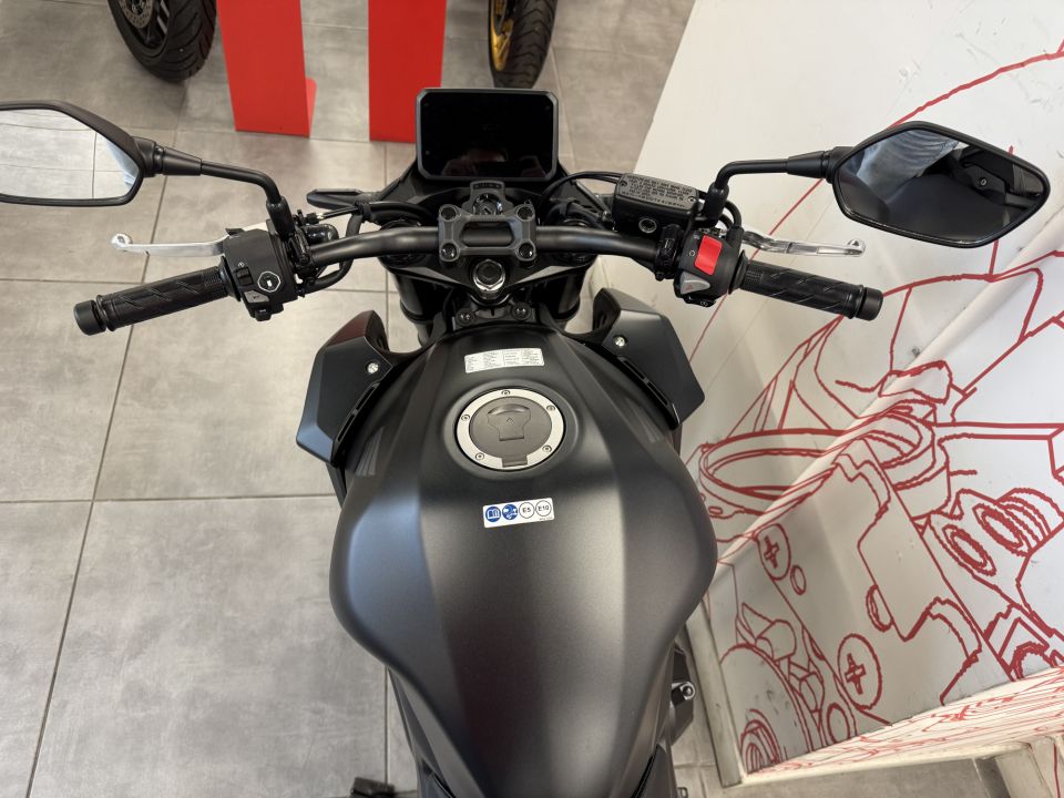 HONDA CB 500 Hornet 4