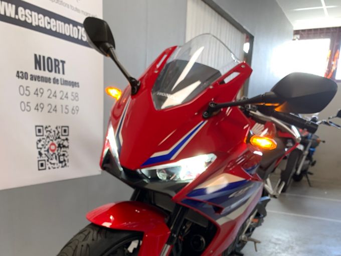 HONDA CBR 500 R 4