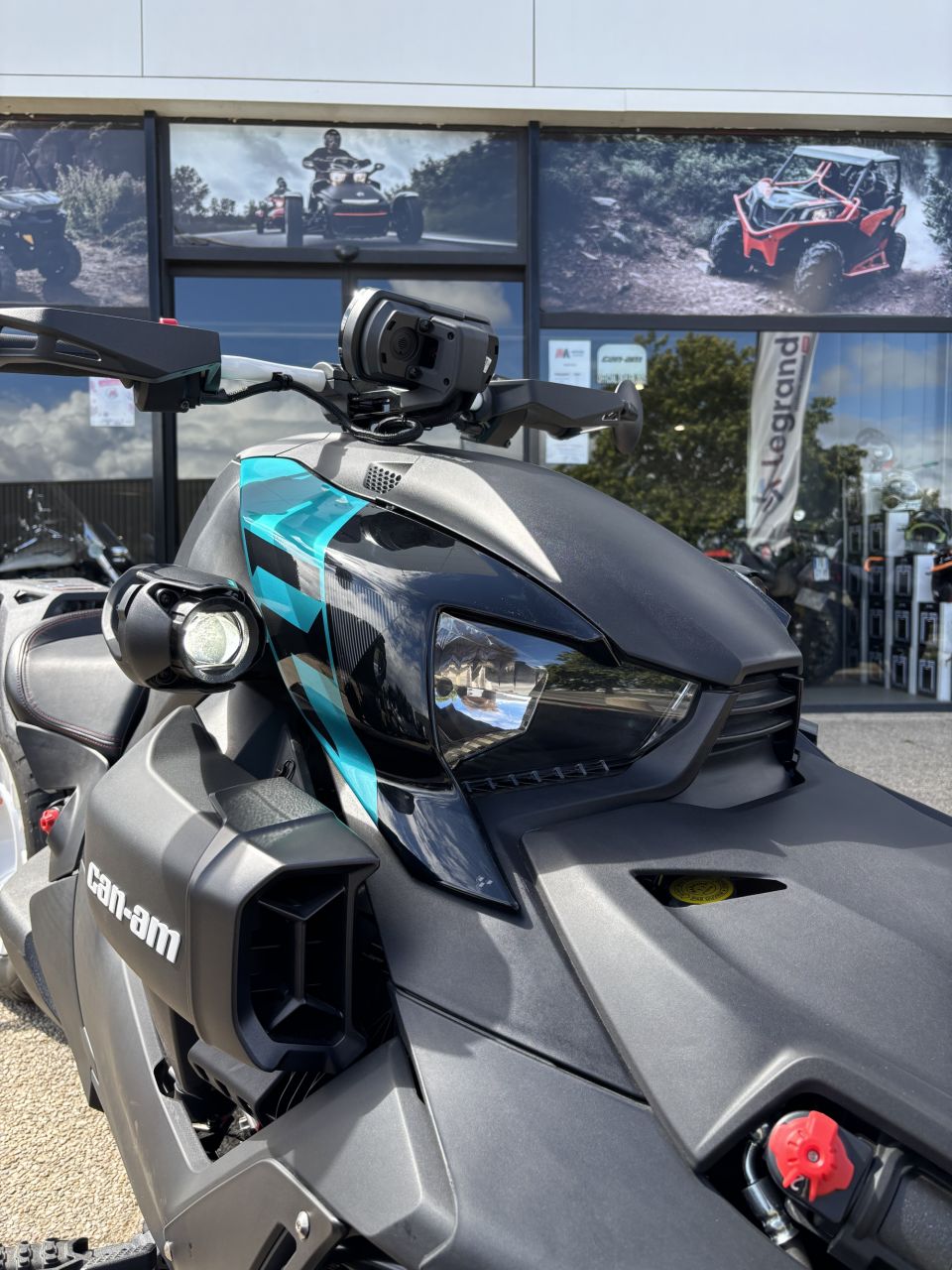 CAN-AM SPYDER 4