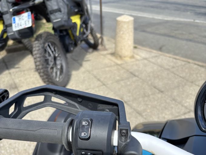 CAN-AM SPYDER 4