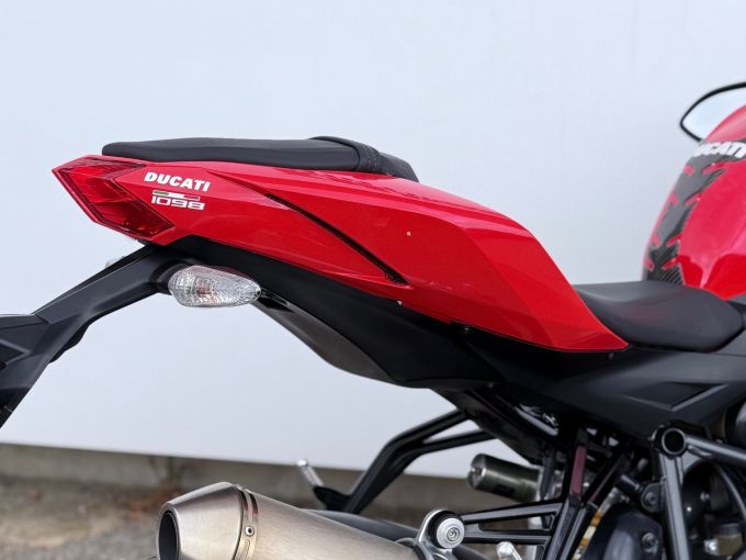 DUCATI STREETFIGHTER 4