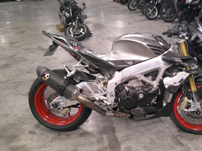 APRILIA TUONO 1100 V4 4