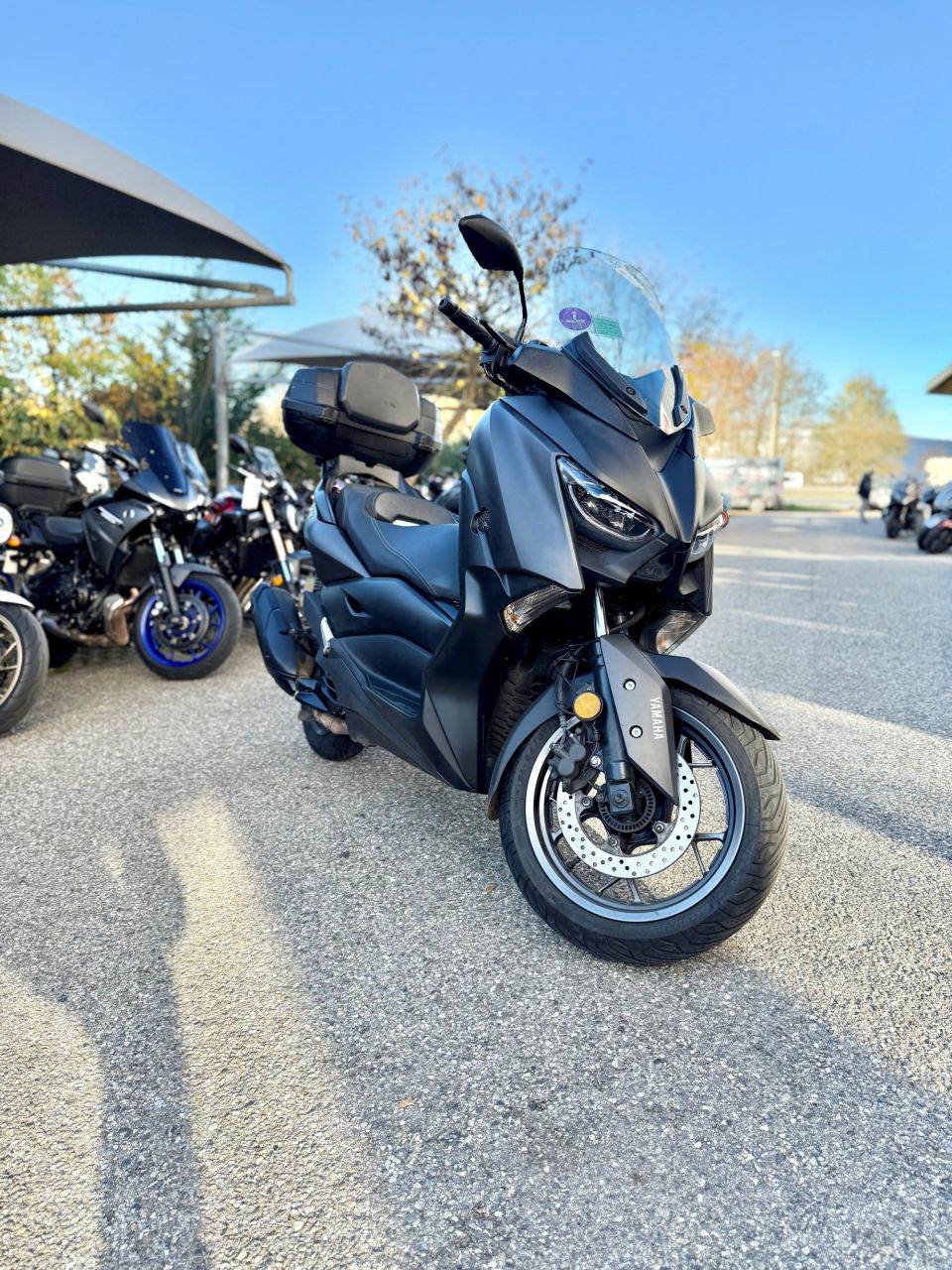 YAMAHA XMAX 125 4