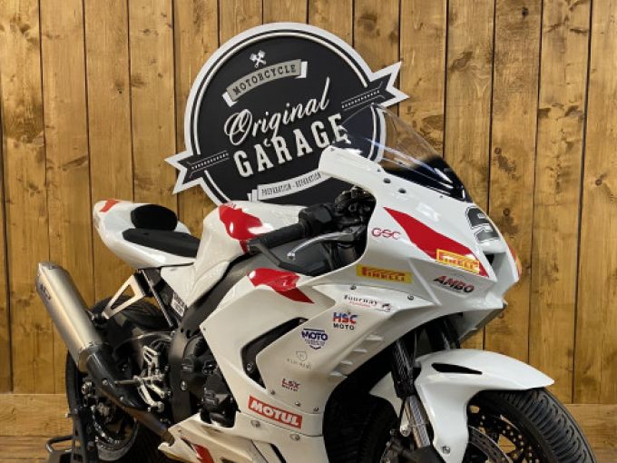 HONDA CBR 1000 FIREBLADE 4