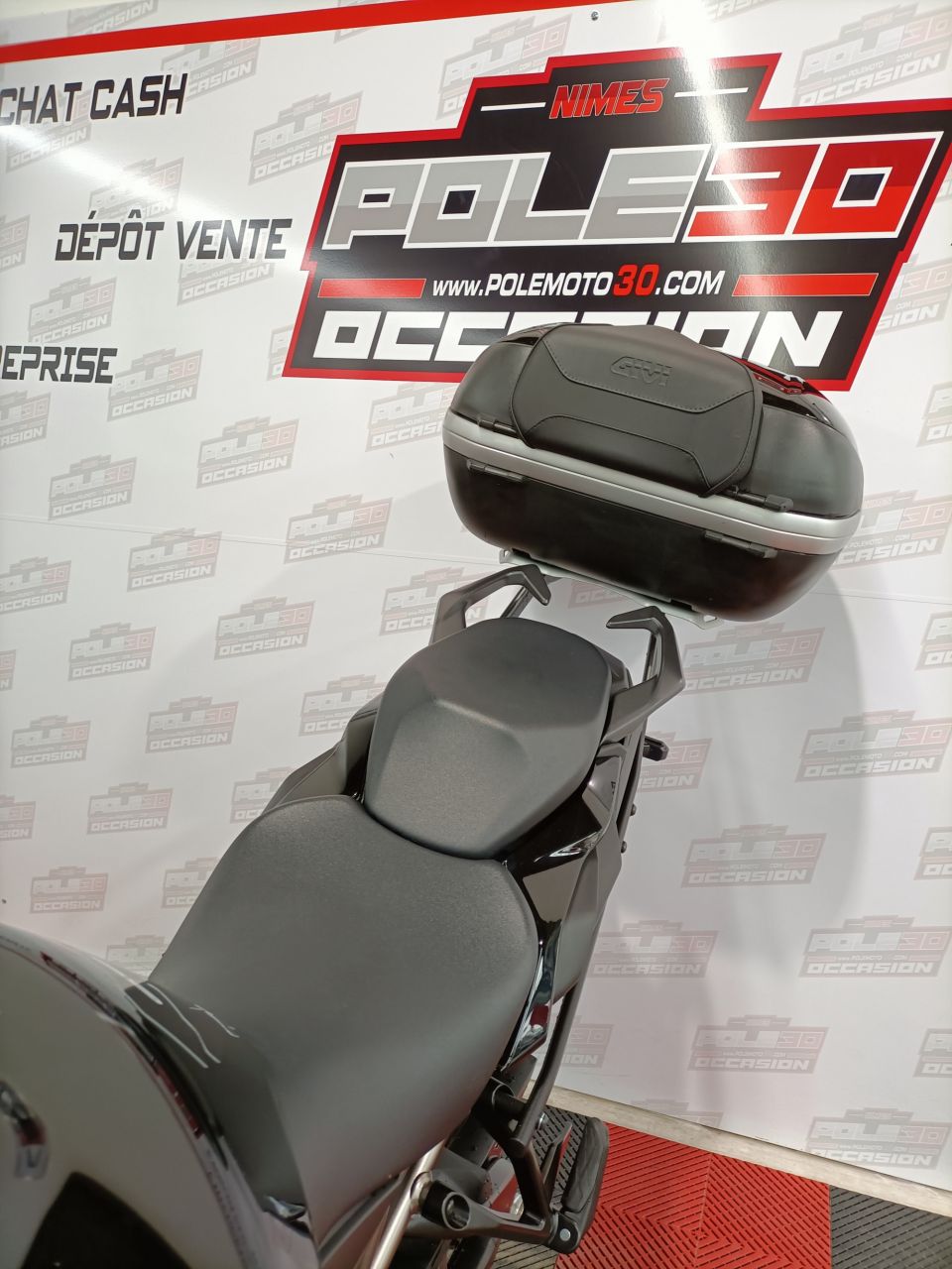 SUZUKI GSX-S 1000 GT 4