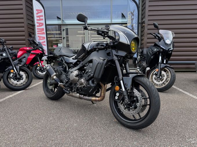 YAMAHA XSR 900 4