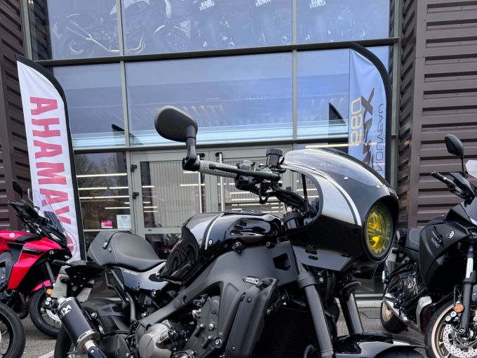 YAMAHA XSR 900 4
