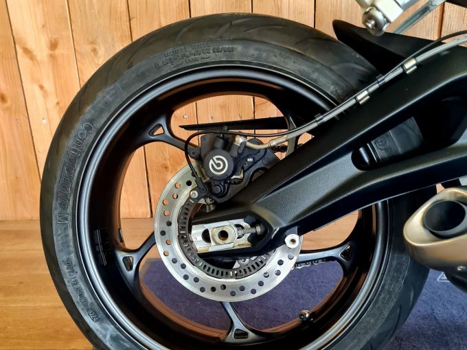 TRIUMPH STREET TRIPLE 765 S  4
