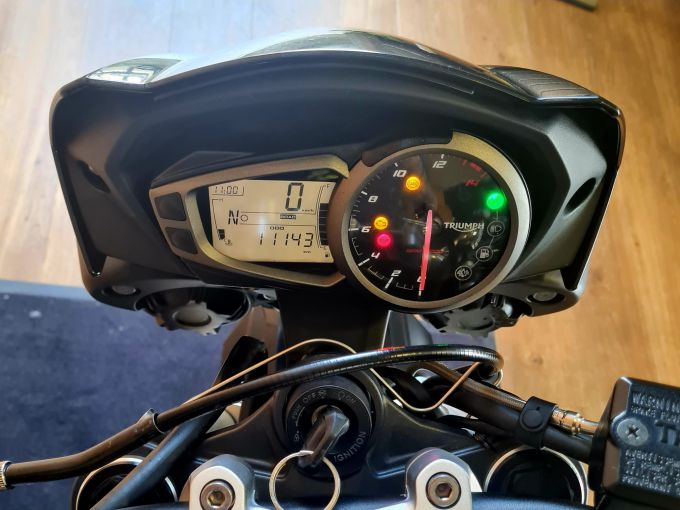 TRIUMPH STREET TRIPLE 765 S  4