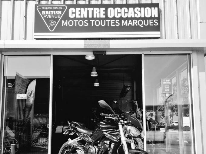 TRIUMPH STREET TRIPLE 765 S  4