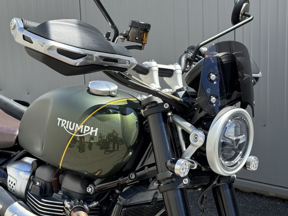 TRIUMPH SCRAMBLER 1200 XC 4