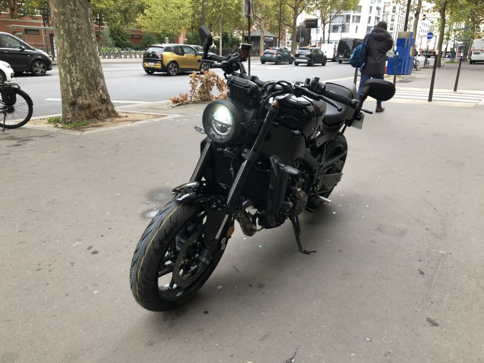 YAMAHA XSR 900 35KW 4