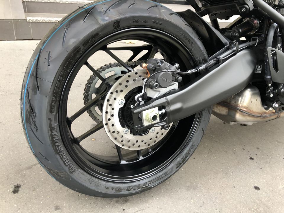 YAMAHA XSR 900 35KW 4