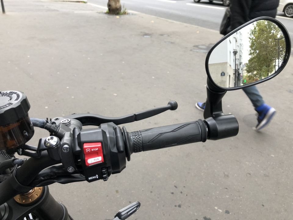 YAMAHA XSR 900 35KW 4