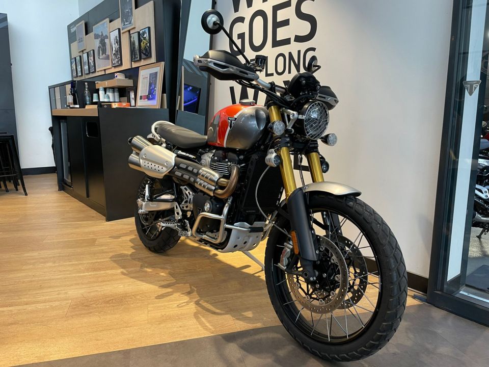TRIUMPH SCRAMBLER 1200 XE 4