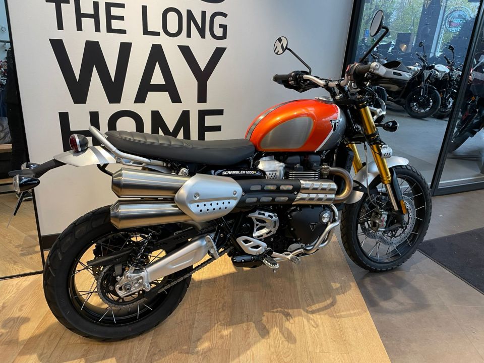 TRIUMPH SCRAMBLER 1200 XE 4