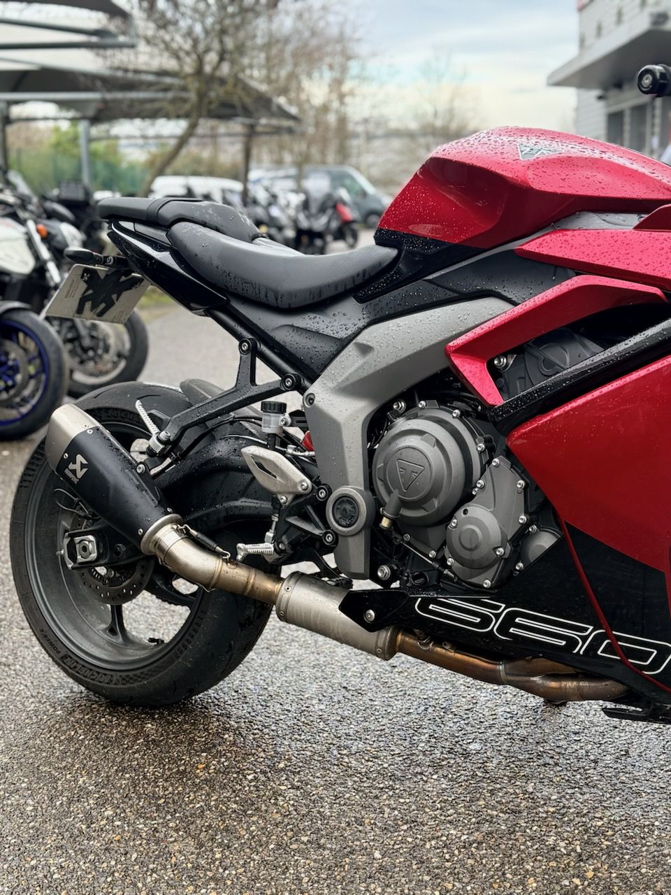 TRIUMPH 	DAYTONA 660 4