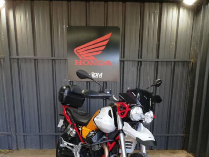 MOTO GUZZI V85 TT 4
