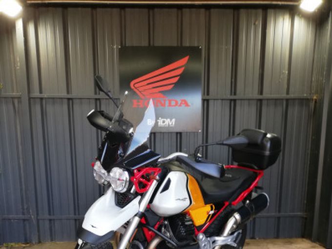 MOTO GUZZI V85 TT 4