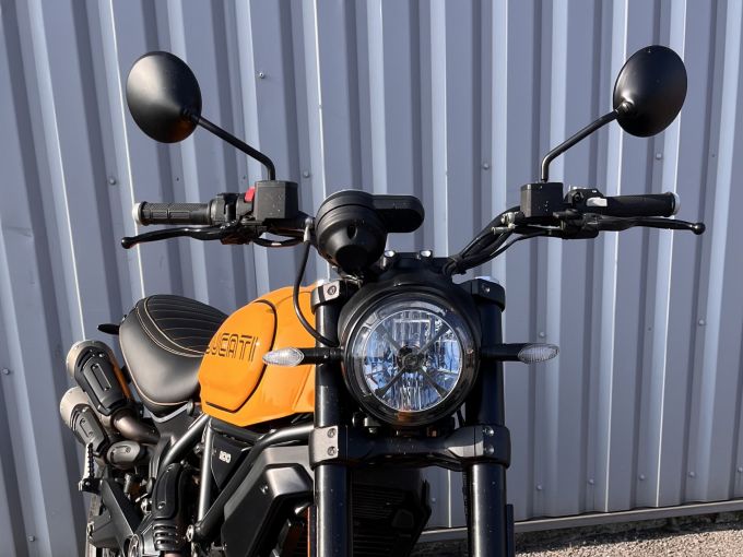 DUCATI SCRAMBLER 4