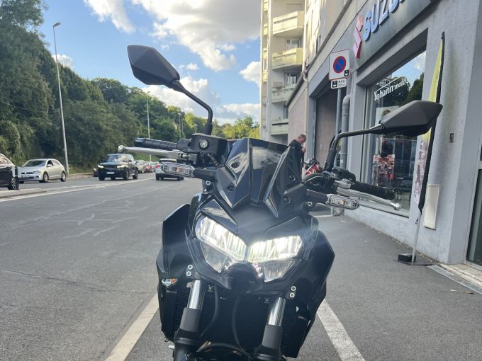 KAWASAKI Z 650 (47.5CV) 4