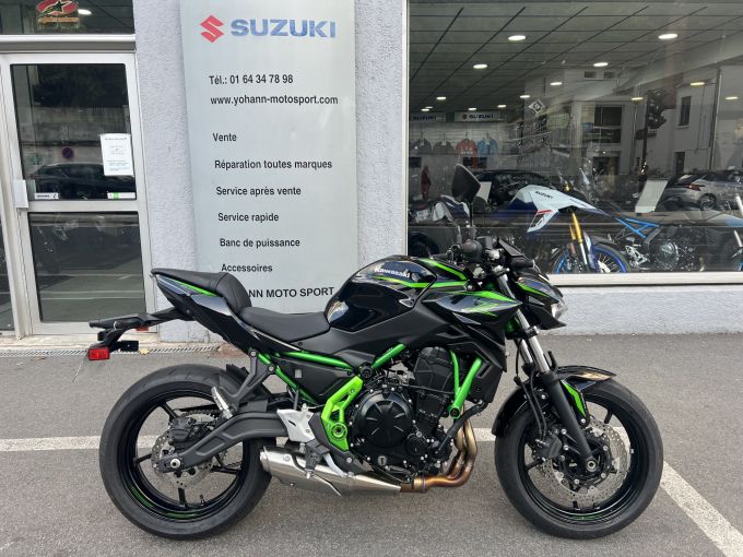 KAWASAKI Z 650 (47.5CV) 4
